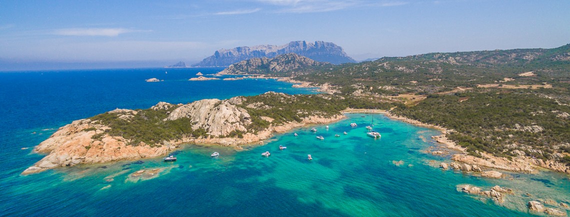 Sport, cultura e relax in Sardegna: una vacanza di benessere